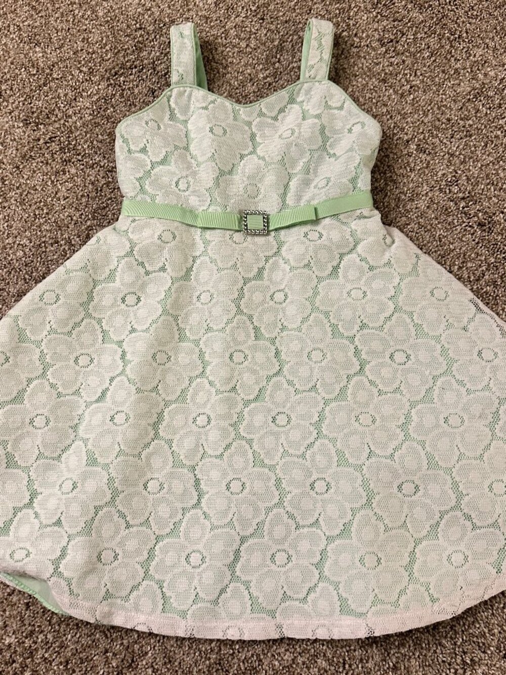 Youngland Girls Dress 6 WHITE light green lacy girl ribbon trim sleeveless